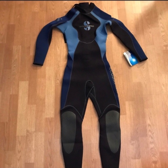 Scuba pro women’s 3mm wetsuit - Picture 2 of 7
